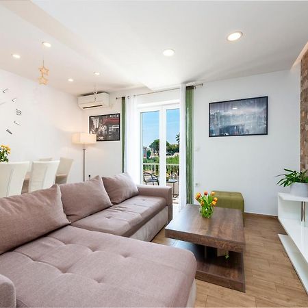 Charming Apartment Ines ดูบรอฟนิก ภายนอก รูปภาพ