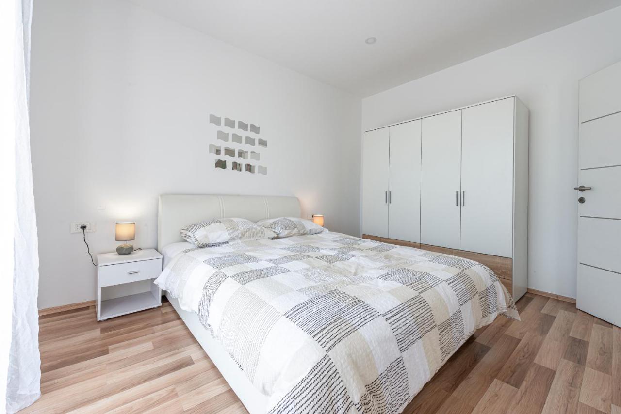 Charming Apartment Ines ดูบรอฟนิก ภายนอก รูปภาพ