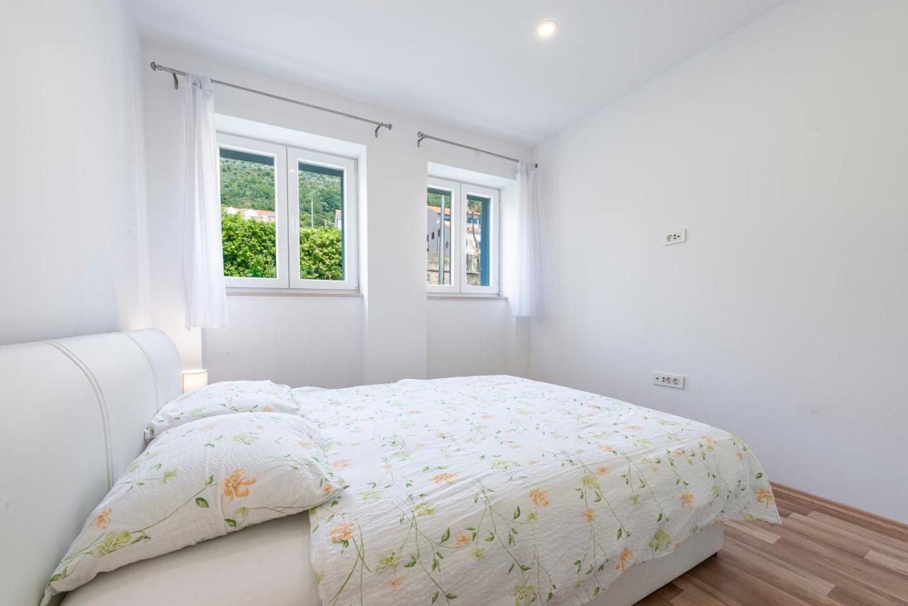Charming Apartment Ines ดูบรอฟนิก ภายนอก รูปภาพ